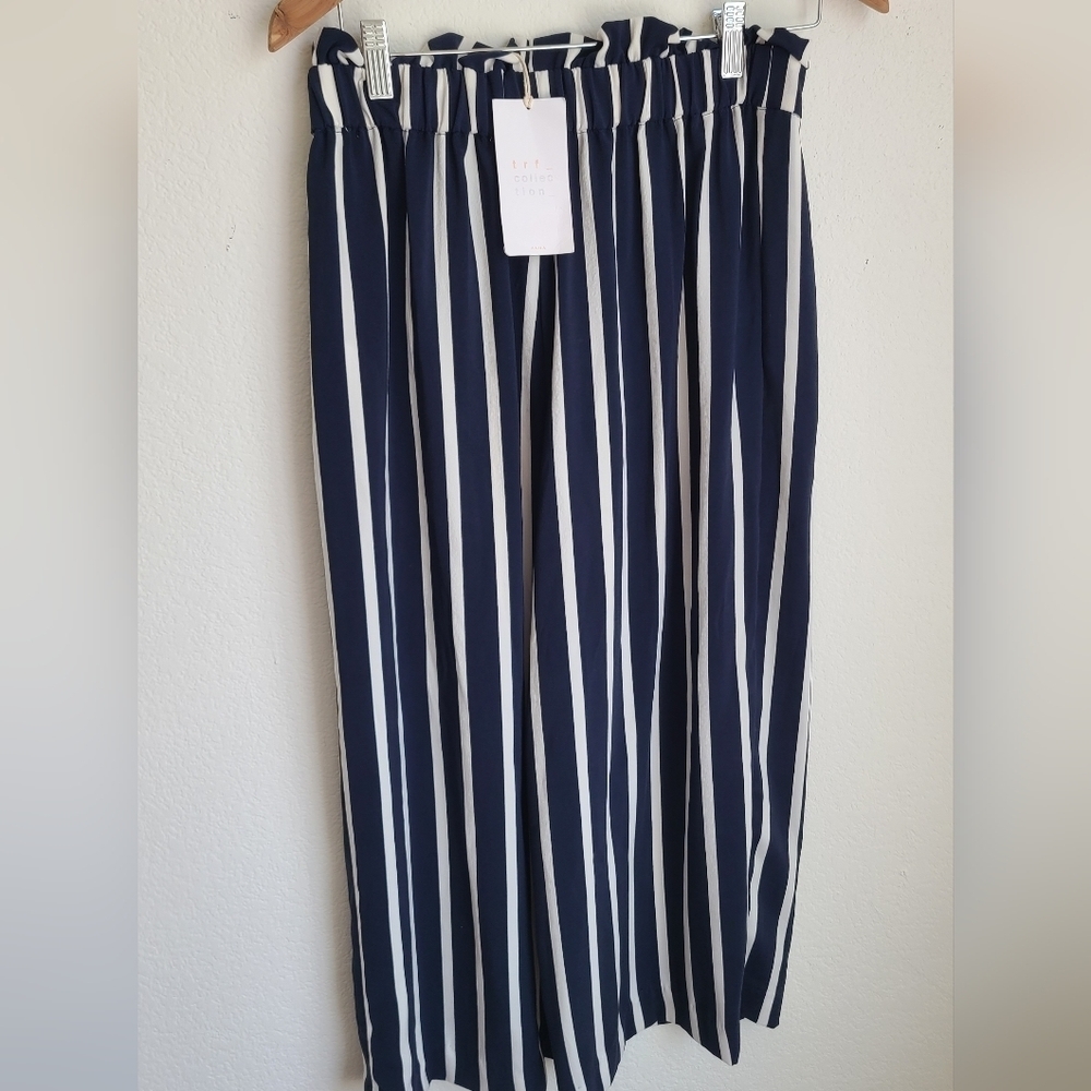 Zara Trafaluc Collection NWT Cropped Wide Leg Blue White Stripe pants M